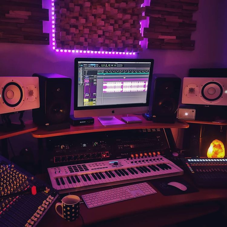 Le Cube Studio
